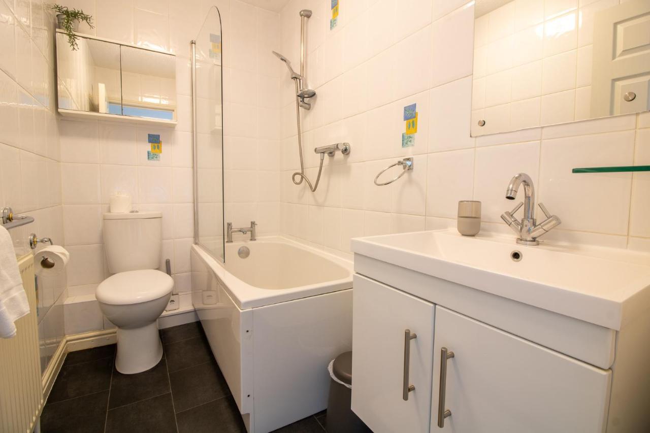 Laurels- 3-Beds, Parking, Short Walk To Beach Torquay Ngoại thất bức ảnh
